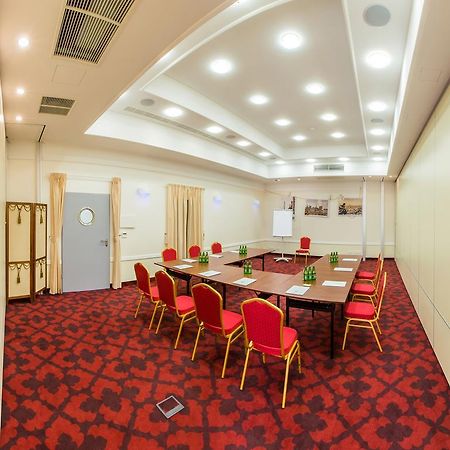 Hotel Willa Hueta Κίελτσε Εξωτερικό φωτογραφία