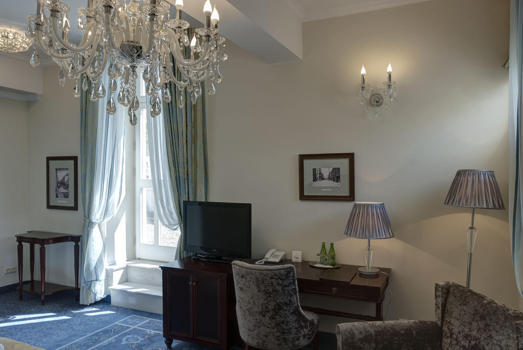 Hotel Willa Hueta Κίελτσε Δωμάτιο φωτογραφία
