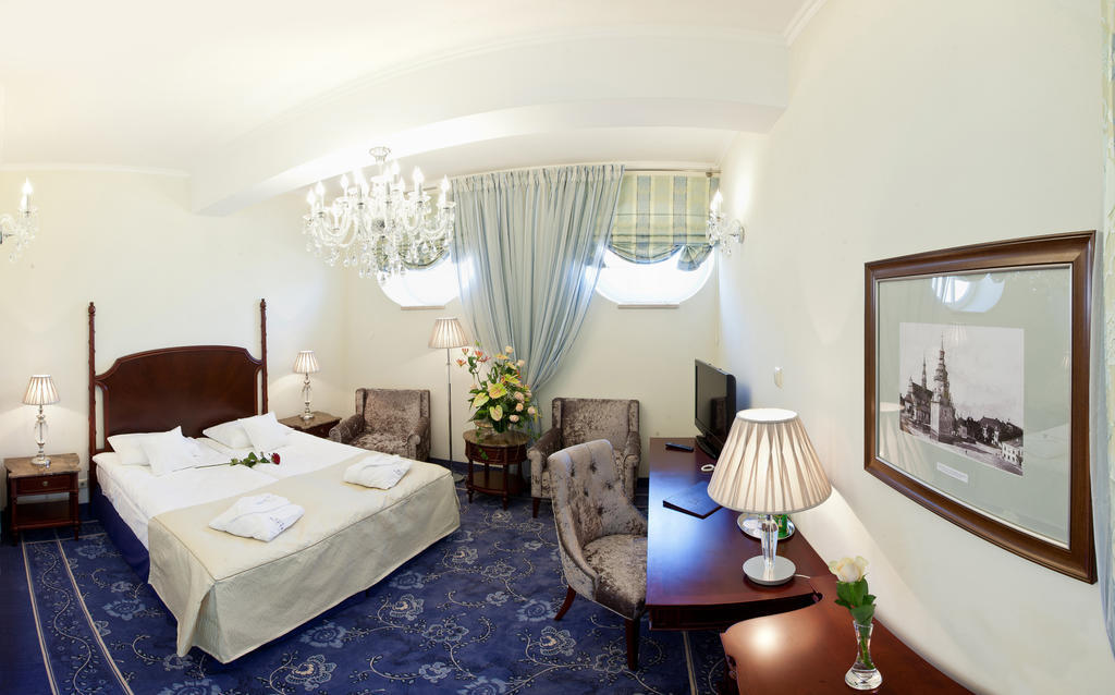 Hotel Willa Hueta Κίελτσε Δωμάτιο φωτογραφία