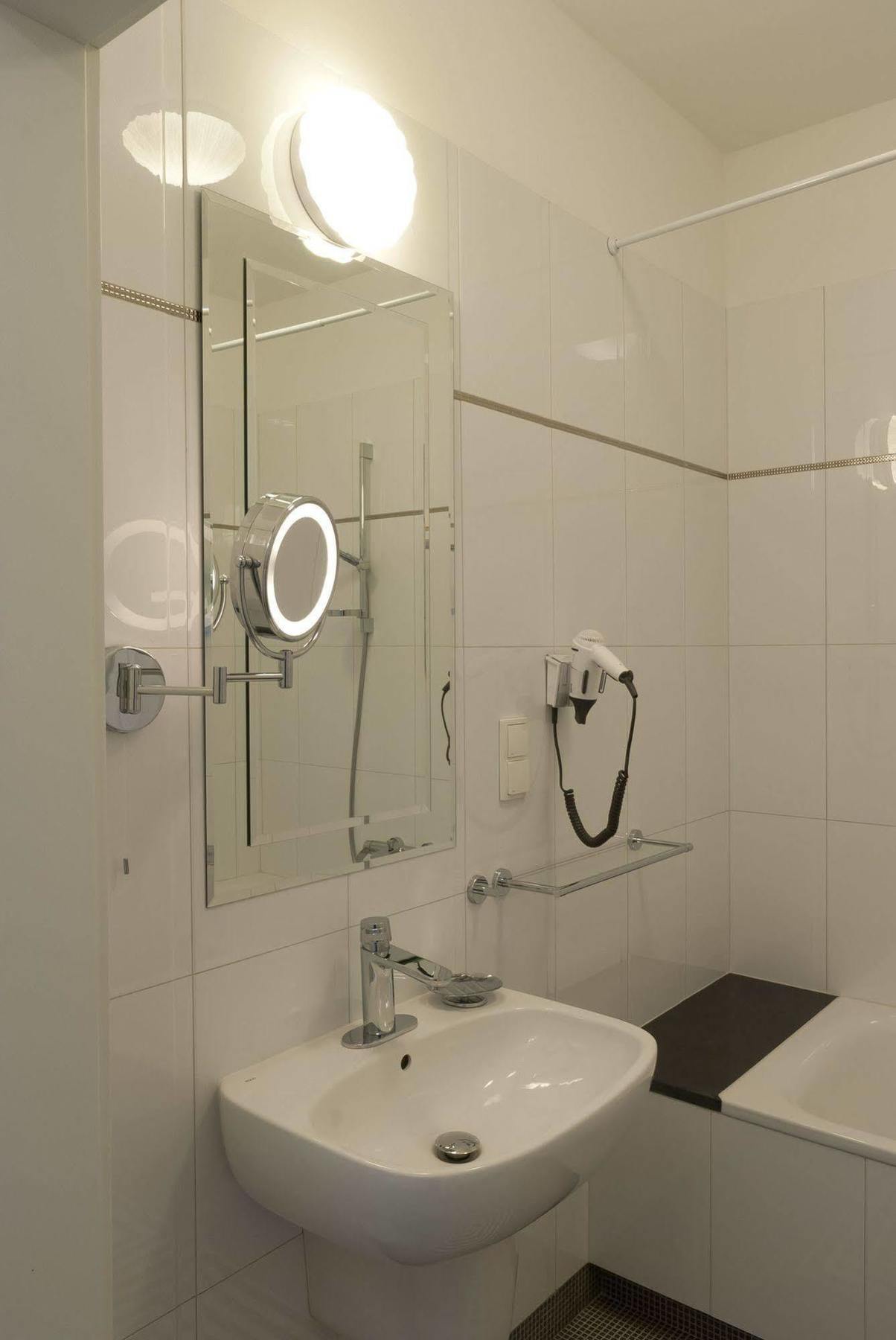Hotel Willa Hueta Κίελτσε Εξωτερικό φωτογραφία