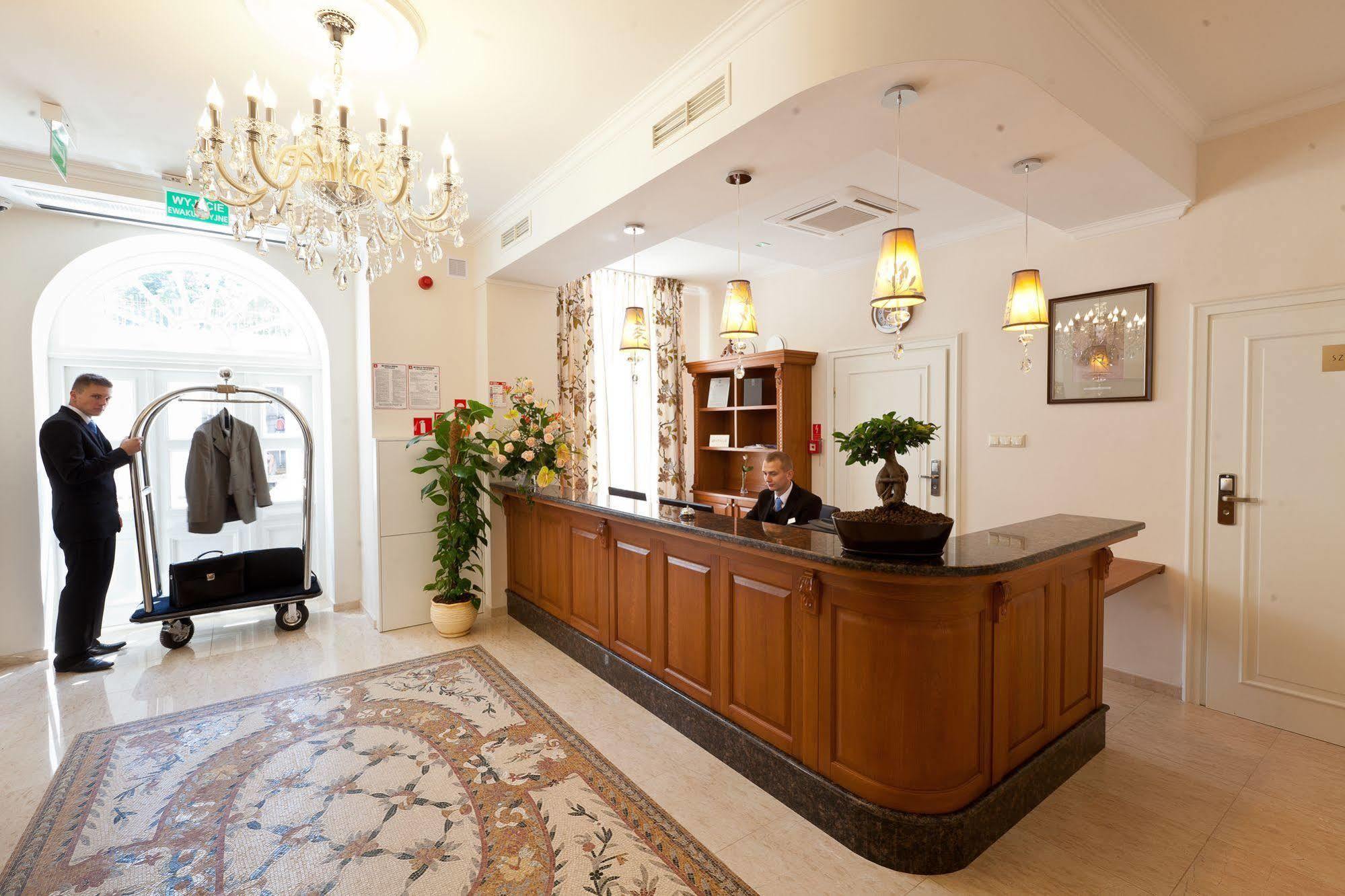 Hotel Willa Hueta Κίελτσε Εξωτερικό φωτογραφία